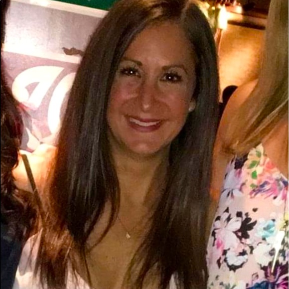 Meet your Posher, Elizabeth - Picture 1 of 1